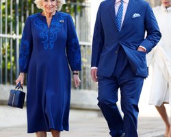 После коронации король Чарльз соберется на частный обед с членами семьи