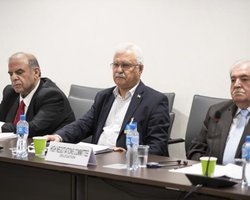 Сирийская оппозиция приостановила участие в мирных переговорах в Женеве
