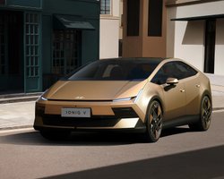 Hyundai випустила оригінальний електричний седан у стилі Lamborghini Countach (фото)