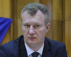 В ЦИК объяснили свое решение по регистрации Клюева и Шария