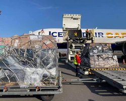 В Армению прибыло 20 тонн гуманитарной помощи из Лос-Анджелеса