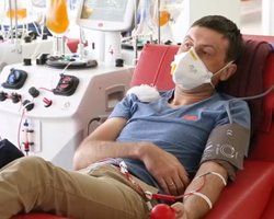 Переболевшим украинцам предлагают сдавать кровь для создания лекарства от COVID-19