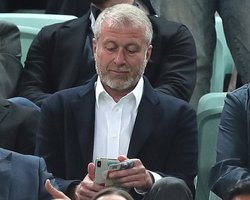 Українських переговорників та Абрамовича отруїли хімічною зброєю, — Bellingcat