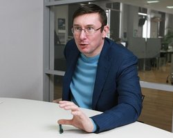 Луценко выступает за введение электронного голосования на выборах в Раду