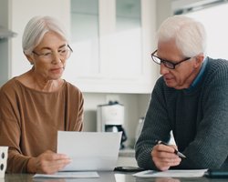 А пенсии закончатся. Что нужно делать, чтобы не остаться в старости без денег