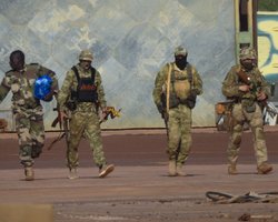 Прострелили ноги и отрезали руки: украинский боец рассказал, как пережил плен у "вагнеровцев"