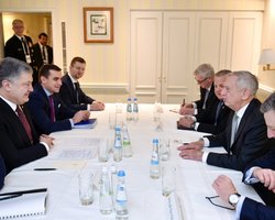 Пентагон поддерживает необходимость миротворческой миссии ООН на Донбассе