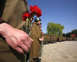 В Украине прошла общенациональная минута молчания в память о погибших в годы ВОВ