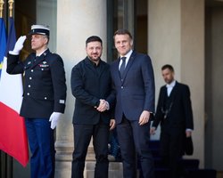 Переговори про мир в Україні під загрозою через операції США та заяви Трампа, — Sky News