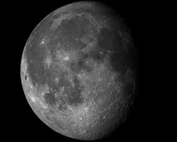 Луна оказалась неожиданно неровной: ученые выяснили, в чем причина