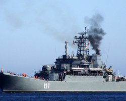 Сгоревший БДК "Минск": в Минобороны РФ утверждают, что десантный корабль будет восстановлен