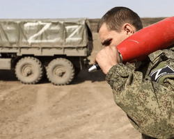 Россиян зовут в военкоматы: в Москве и 16 регионах массово раздают повестки, – СМИ