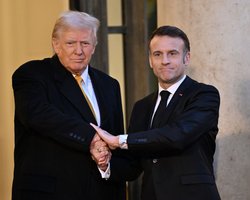 Європа рятує Україну від "принесення в жертву": Макрон запропонує Трампу план, — ЗМІ