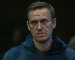 Навальный заявил о прекращении голодовки