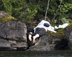 Книга норвежца, в которого стрелял Брейвик, отозвана из продажи