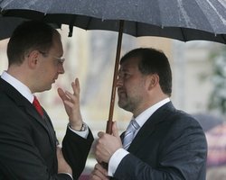 Указали место. Кому выгоден новый закон о местных выборах