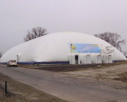 Вместо "ковчега" Аделаджа пока поставил палатку