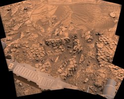 Марсохід NASA знайшов на Марсі "луску дракона": вчені не знають, як вона з'явилася (фото)