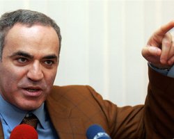 Каспаров: письмо Медведева к Ющенко - безумное с точки зрения политики