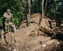 Обходят с флангов: как планируют оборонять позиции ВСУ на Покровском направлении, — офицер (видео)