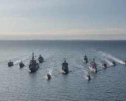 "Из-за атак украинских дронов": Черноморский флот РФ боится покидать акваторию Крыма, — Гуменюк