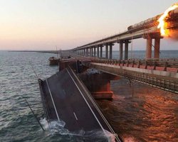 Узкое место в логистике: какими средствами Россия защищает Крымский мост, — разведка