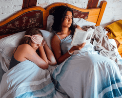 Згідно з дослідженням, люди з найвищим IQ лягають спати саме в цей час