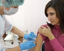 В Минздраве порекомендовали украинцам больше спать и прививаться 