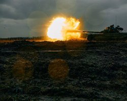 Тяжелые бои и большие потери РФ: в ВСУ рассказали о ситуации под Бахмутом (видео)