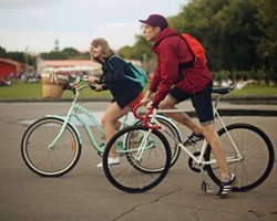 Ульяна Супрун советует велосипедистам тренировать привычку чувствовать трафик