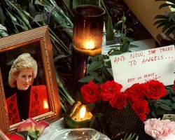 Поклонники принцессы Дианы вспоминают, кто "настоящая королева Великобритании" (фото)