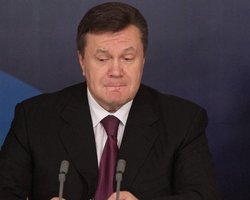  Количество зарубежных визитов Януковича сократилось в два с половиной раза