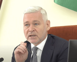 На выборах в Харькове победил Терехов, - экзитполы