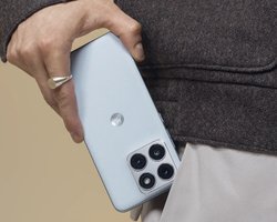 Смартфон середнього класу з батареєю 7000 мАг у тонкому корпусі: представлено Motorola Edge 70 Fusion