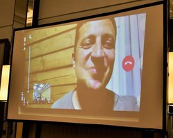 "На поле будут 40 миллионов": Зеленский подбодрил украинских футболистов перед матчем со шведами (фото)