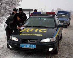 ГАИ пообещала наказывать за "спецпропуска"