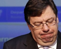 Ирландскому премьеру урежут зарплату