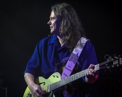 В Киеве с единственным концертом выступит Чиж & Со