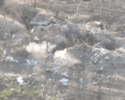 Одягнений у футболку боєць ЗСУ самотужки відбив атаку шістьох екіпірованих росіян (відео)