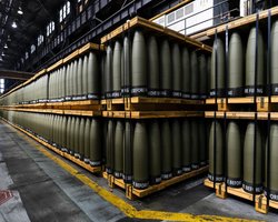 "Точно в цель": в ВСУ считают поставки кассетных боеприпасов "логичным решением" (видео)