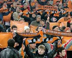 Шахтер поздравил своих болельщиков роликом с голами в ворота Динамо