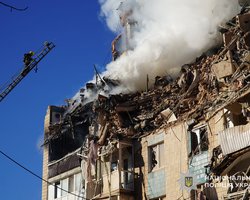 20 жертв и разбитые дома: какая ситуация в Тернополе после ночного обстрела ВС РФ (фото)