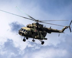 Погнули винты и отломали хвост: под Курском FPV-дрон попал по вертолету Ми-8 РФ (фото)