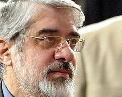 Лидер иранской оппозиции хочет референдума для президента