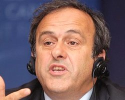 Во Львов прилетел Платини