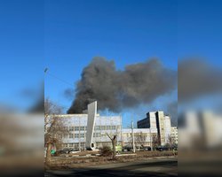 У РФ загорівся Орський механічний завод: чи могли дістатись дрони ЗСУ, — росЗМІ (відео)