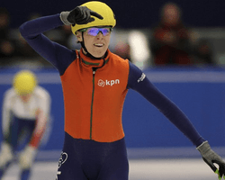 Голландские конькобежки завоевали первые четыре места на дистанции 1500 м