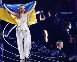 "Я це зробила": Leléka звернулась до українців по всьому світу із закликом