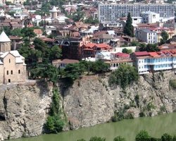 В Тбилиси полиция разогнала митинг оппозиции