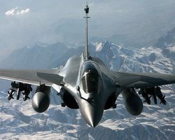 "Вспышки огня" вместо "Шершней": почему Индии очень нужны истребители Dassault Rafale